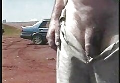 控えめな雌犬は二つの雄鶏を吸う 女性 用 官能 動画